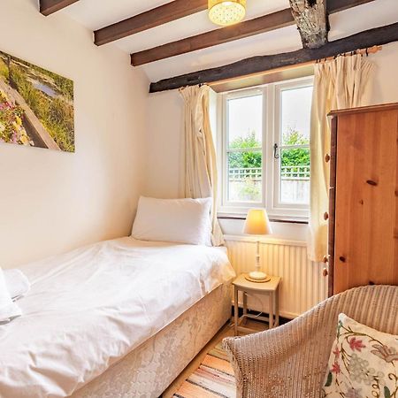 Host & Stay - Woodfalls Barn Burgh and Tuttington Ngoại thất bức ảnh