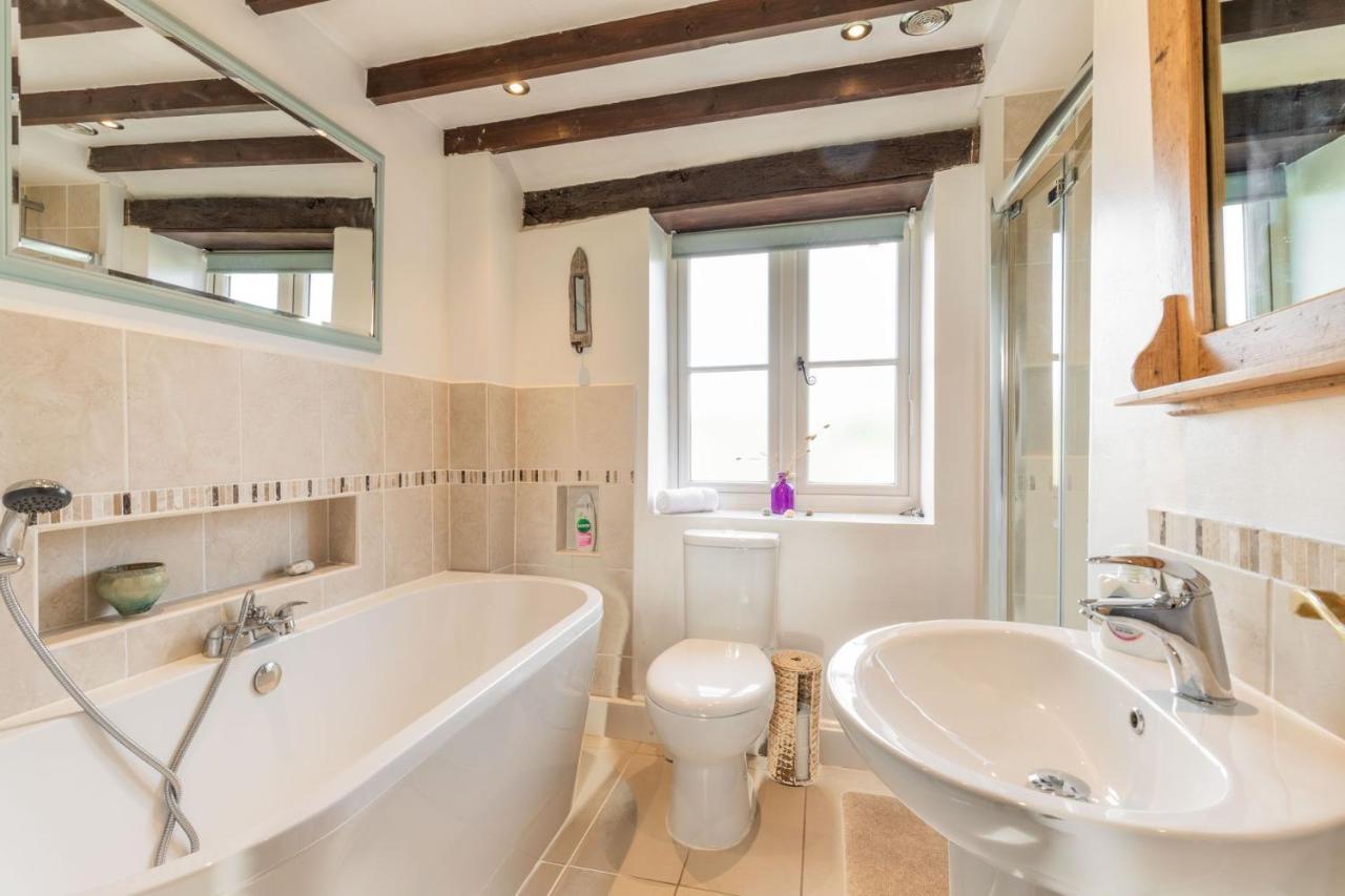 Host & Stay - Woodfalls Barn Burgh and Tuttington Ngoại thất bức ảnh